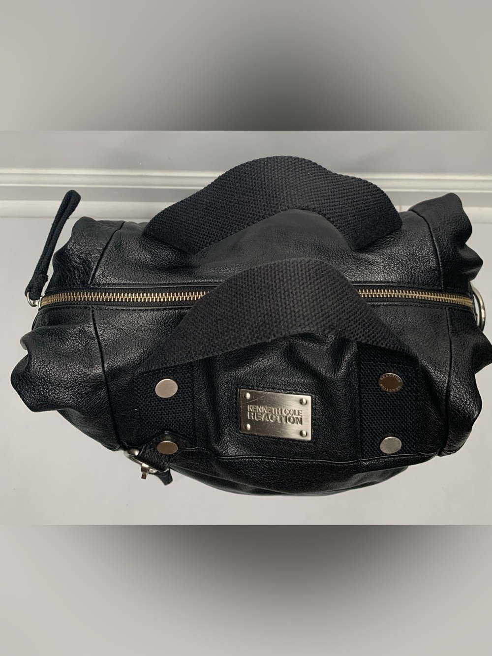 Kenneth Cole Reaction Black Leather Weekender Bag - Picture 2 of 7